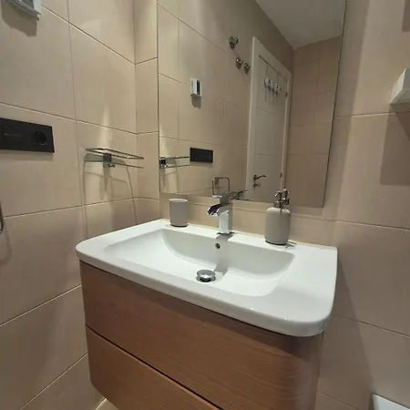 R2R - Apartamento Centrico En Gijon - 1A150 * Gijón