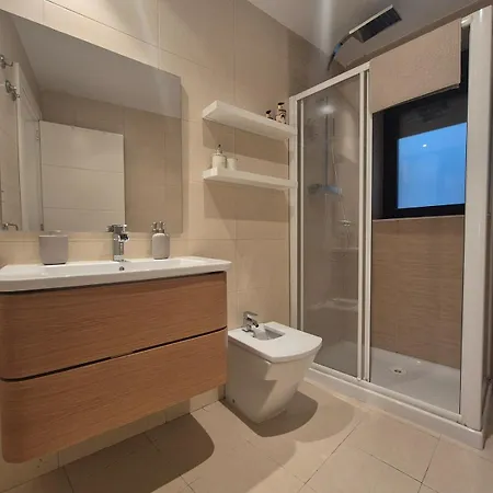 R2R - Apartamento Centrico En Gijon - 1A150 * Gijón